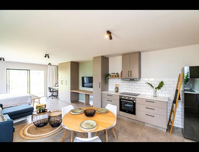 1 BEDROOM TOWNHOUSE FOR SALE IN NAHOON VALLEY PARK